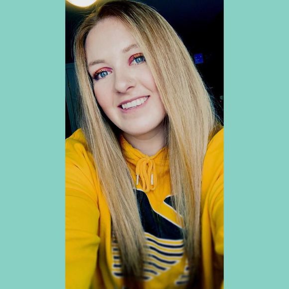 Meet your Posher, Emma - Picture 1 of 1